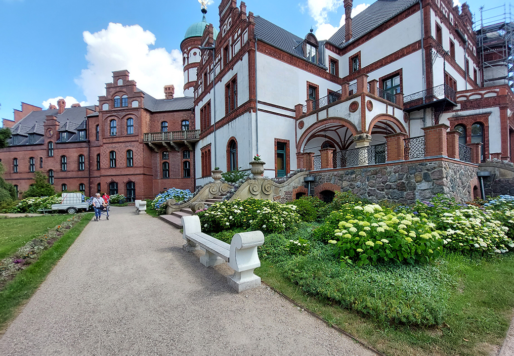 Tagespflege erkundet Schloss Wiligrad