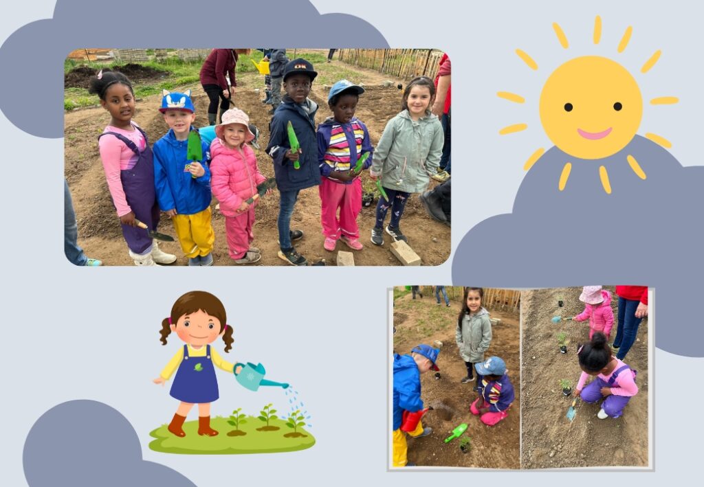 Eine Gruppe von Kindern beim Gärtnern auf einer Grünfläche, mit Zeichnungen einer gießtenden Mädchenfigur und einer Sonne mit Wolken.