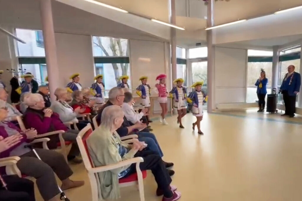 Tanzauff&uuml;hrung in Altersheim