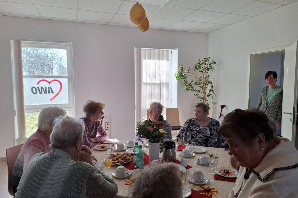 Senior group gathering at AWO facility