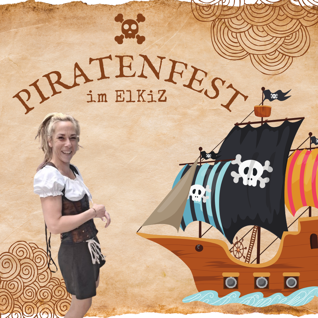 Frau in Piratenkostüm vor Piratenfest-Hintergrund